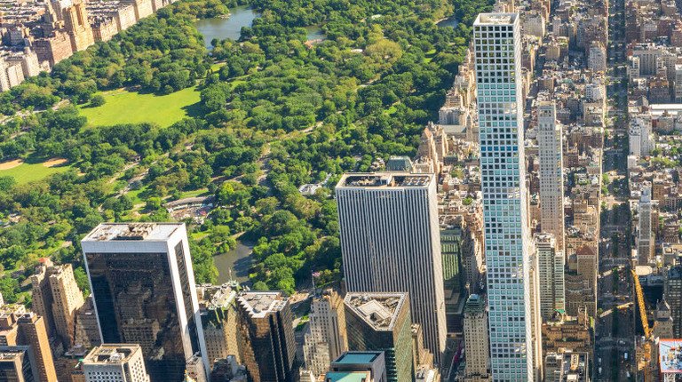 SMA Solar Technology AG increases sales considerably in the first quarter of 2020 and makes profit again