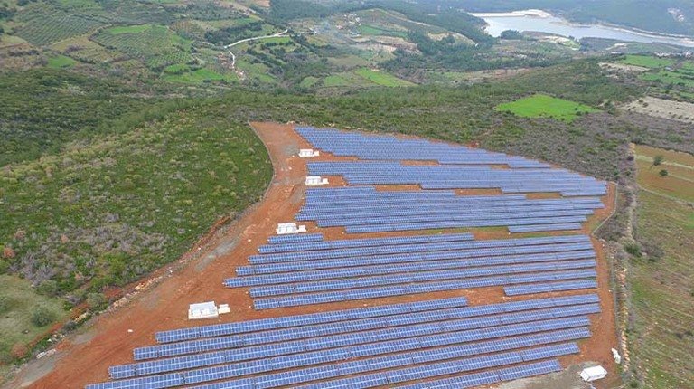 Sunny prospects: SMA supplies system technology for solar projects in Turkey